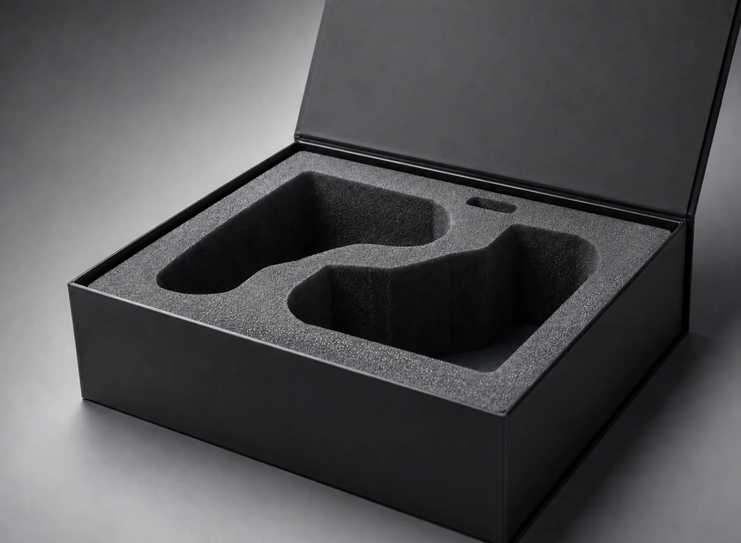 Packaging per scarpe con imbottitura sagomata.